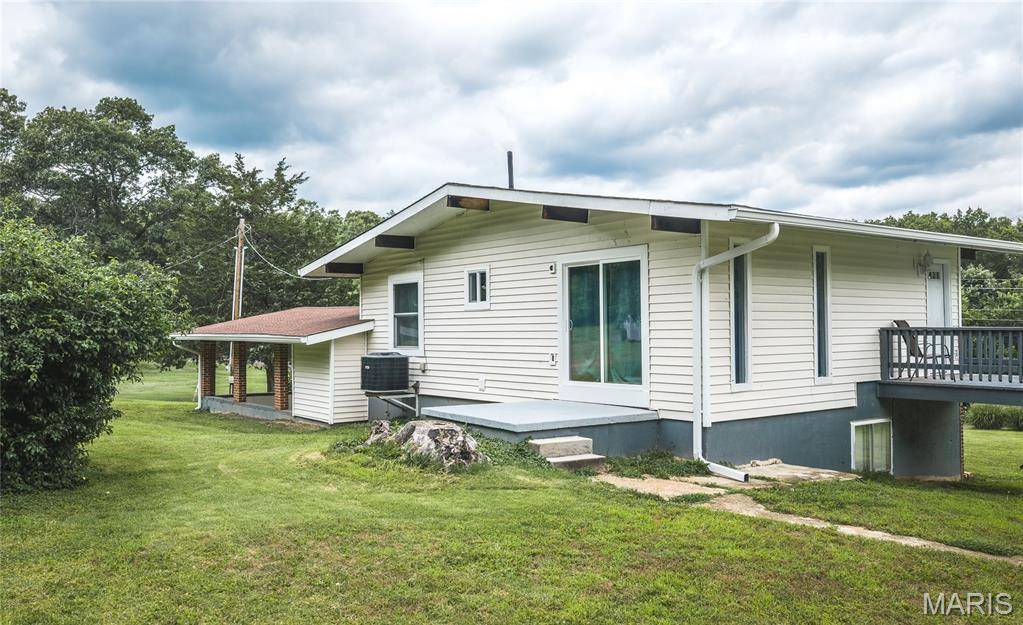 2175 Lone Wolf DR, Cuba, MO 65453