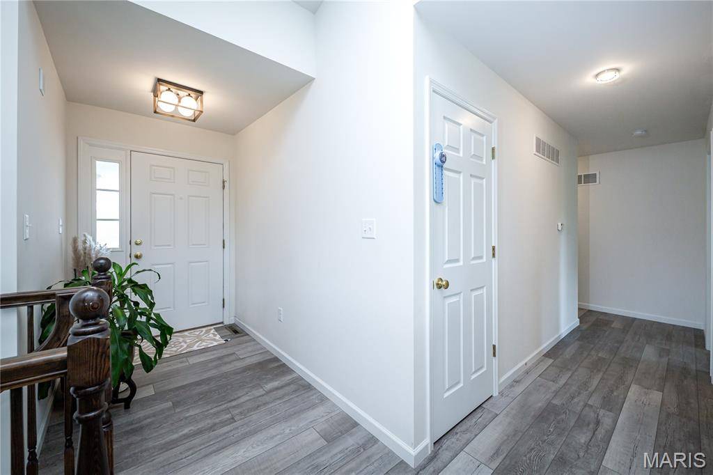 1310 Timber Creek LN, Imperial, MO 63052