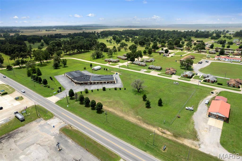 2889 N Douglas, Malden, MO 63863