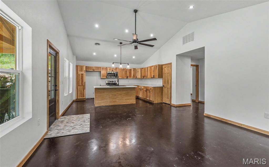 13185 County Road 7570, Newburg, MO 65550