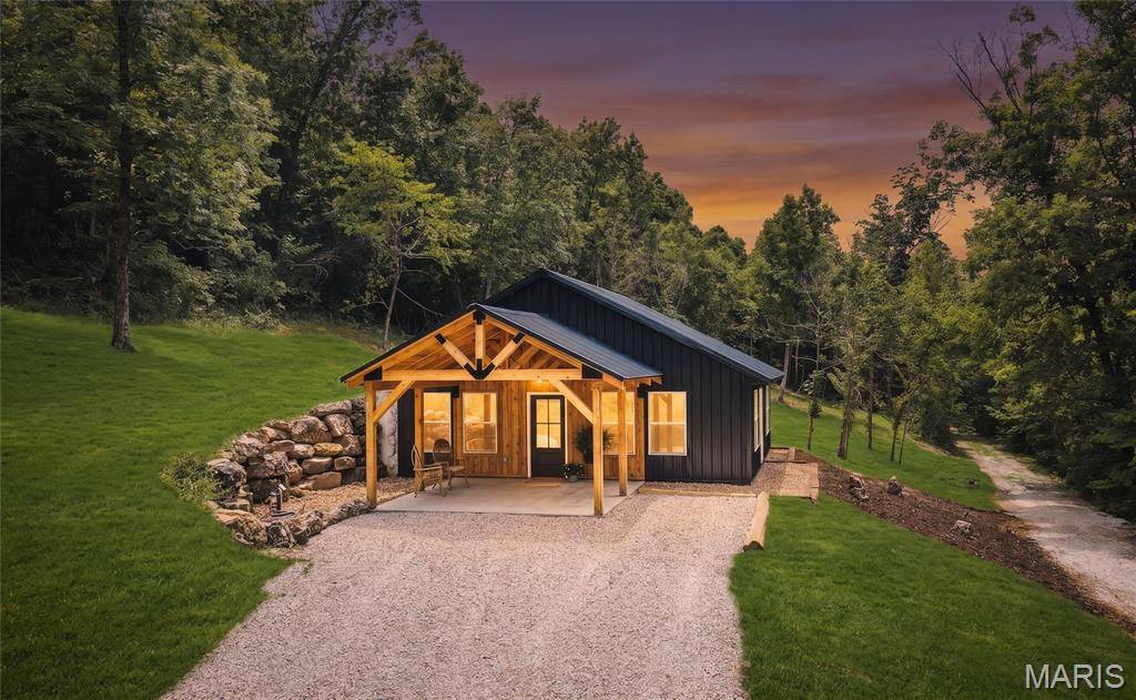 13185 County Road 7570, Newburg, MO 65550