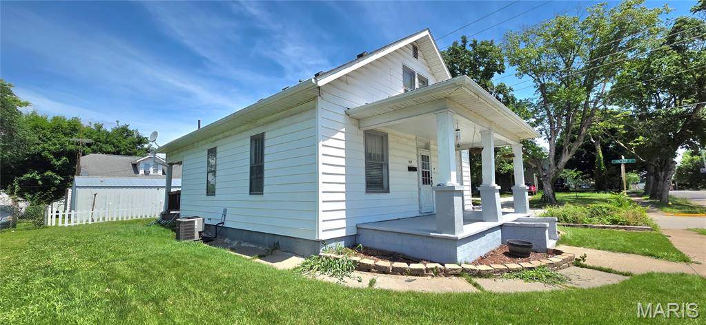 1527 Swanwick ST, Chester, IL 62233