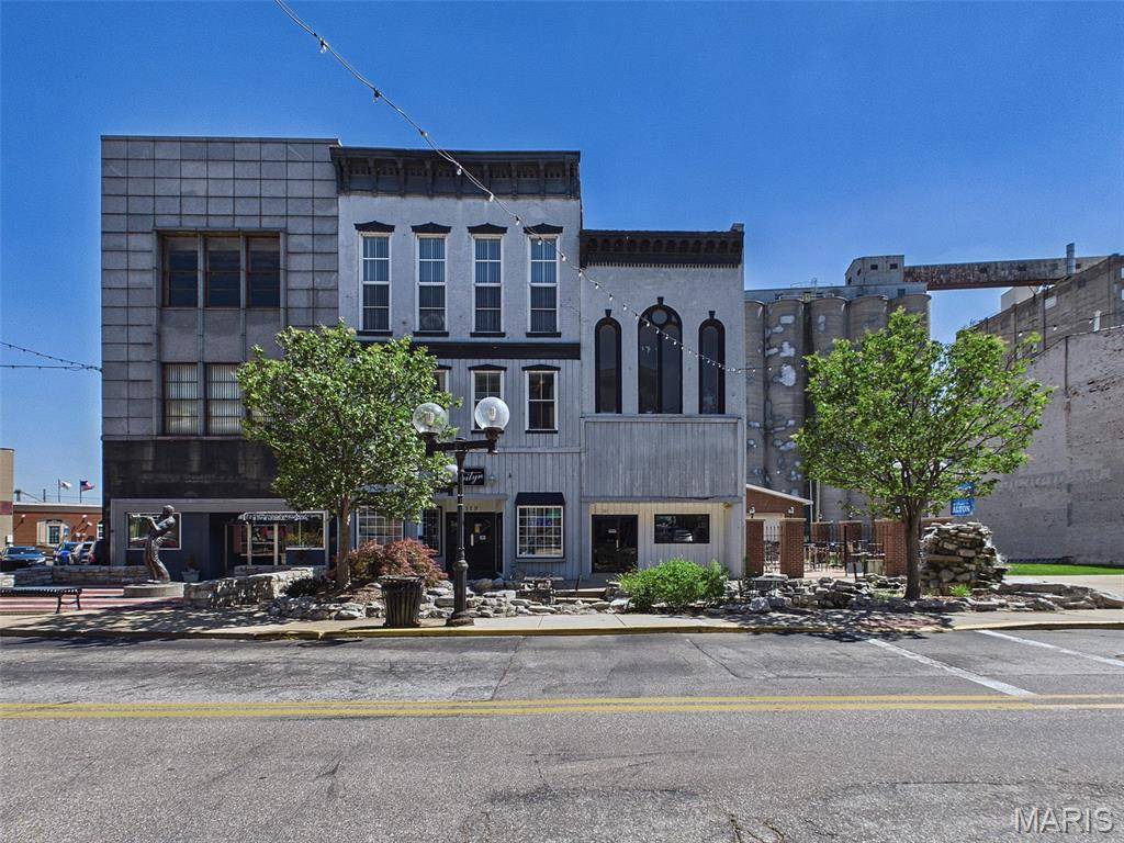 119 W 3rd ST, Alton, IL 62002