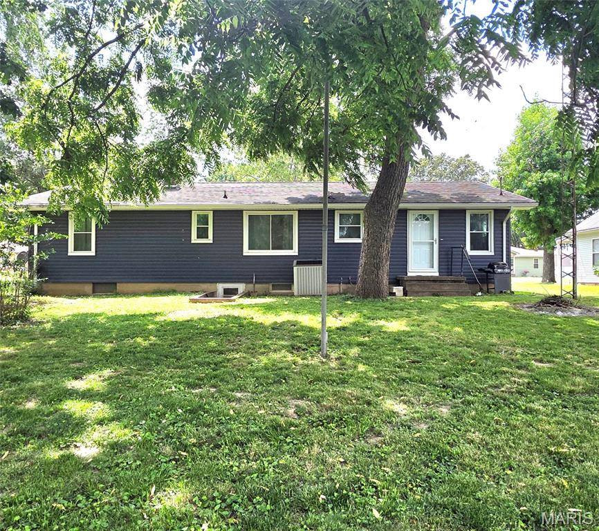 304 N Main ST, Ellis Grove, IL 62241