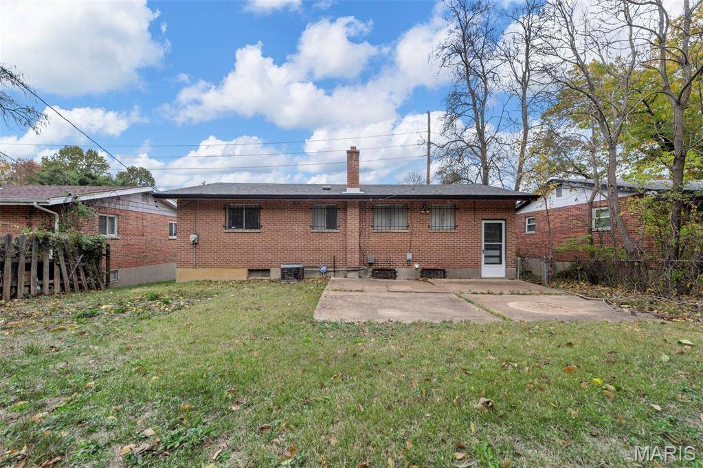 146 Evans AVE, Cool Valley, MO 63121