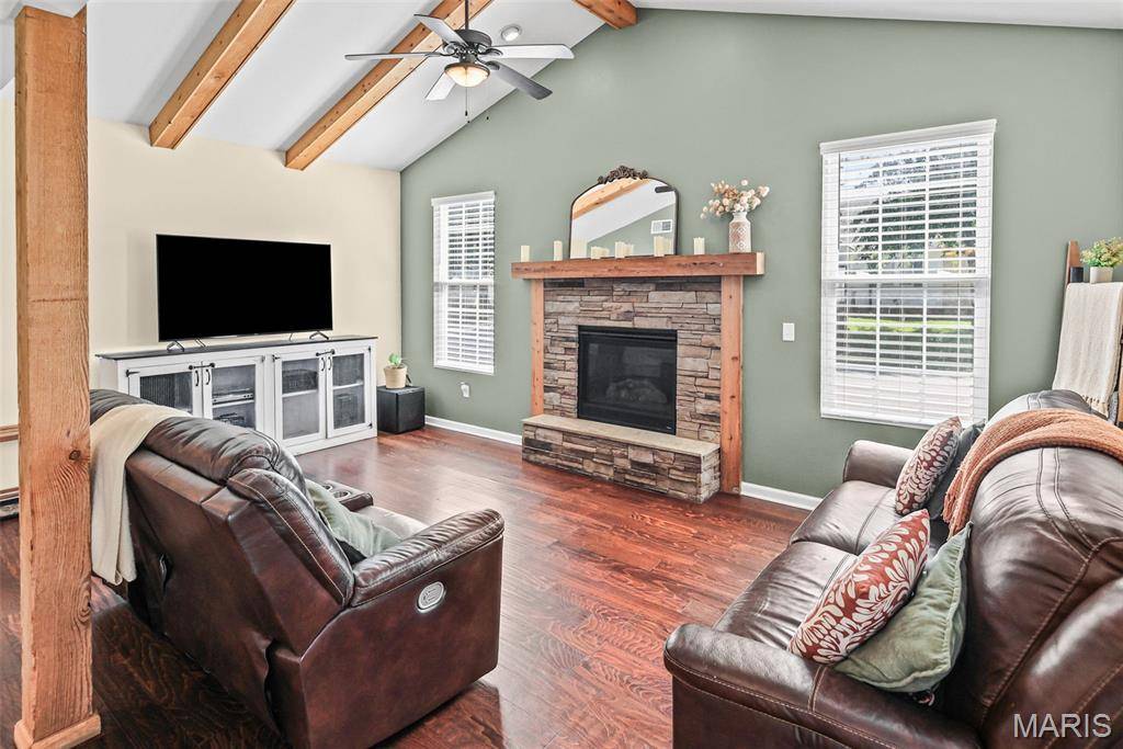 109 N Market ST, Mascoutah, IL 62258