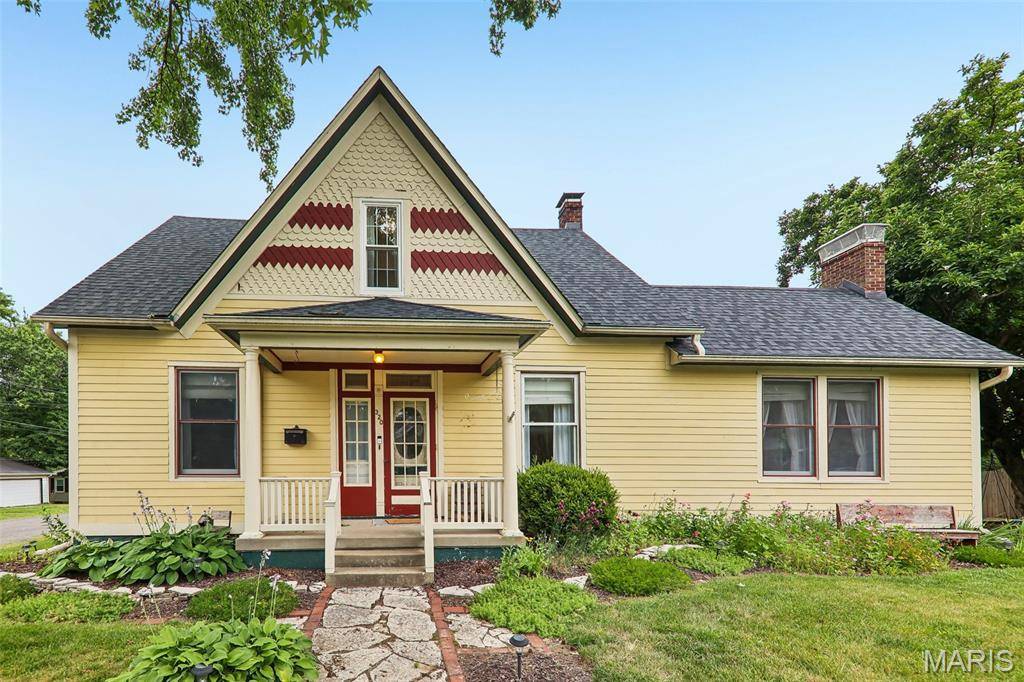 320 N Jefferson ST, Trenton, IL 62293