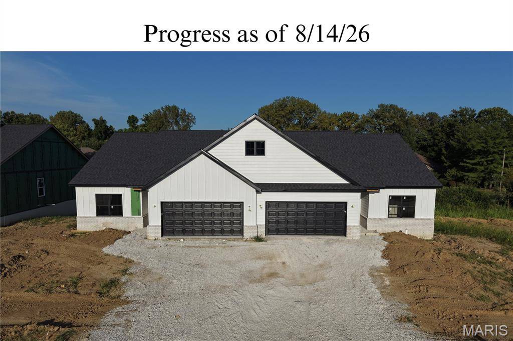 328 Celtics CT, Glen Carbon, IL 62034