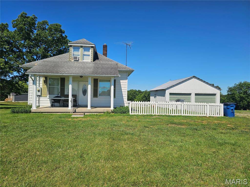 4511 Chester RD, Chester, IL 62233