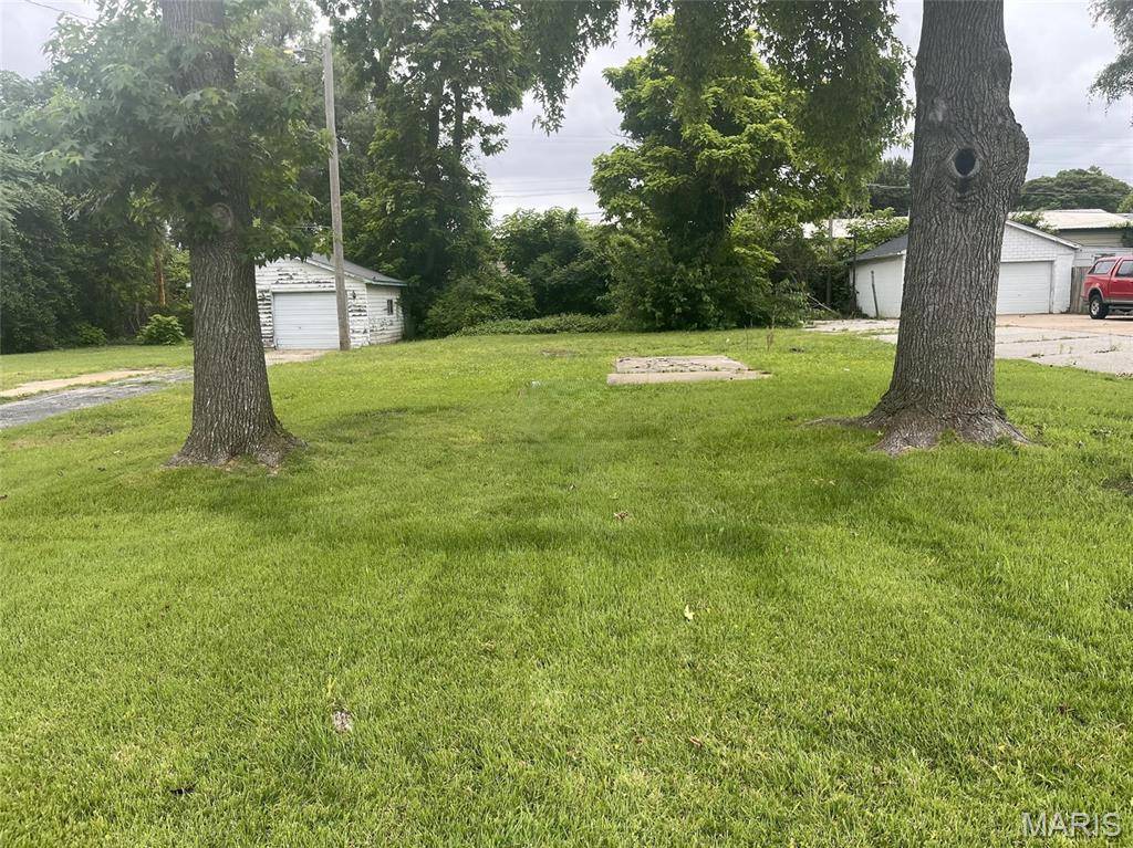 17 Judith ST, Cahokia, IL 62206