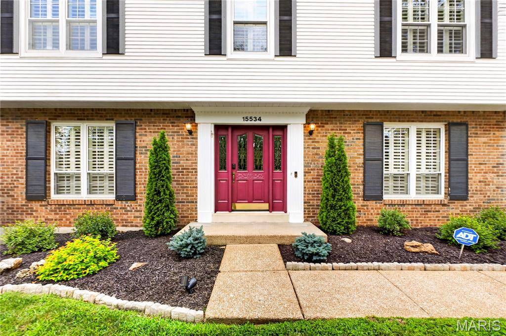 15534 Wendimill DR, Chesterfield, MO 63017