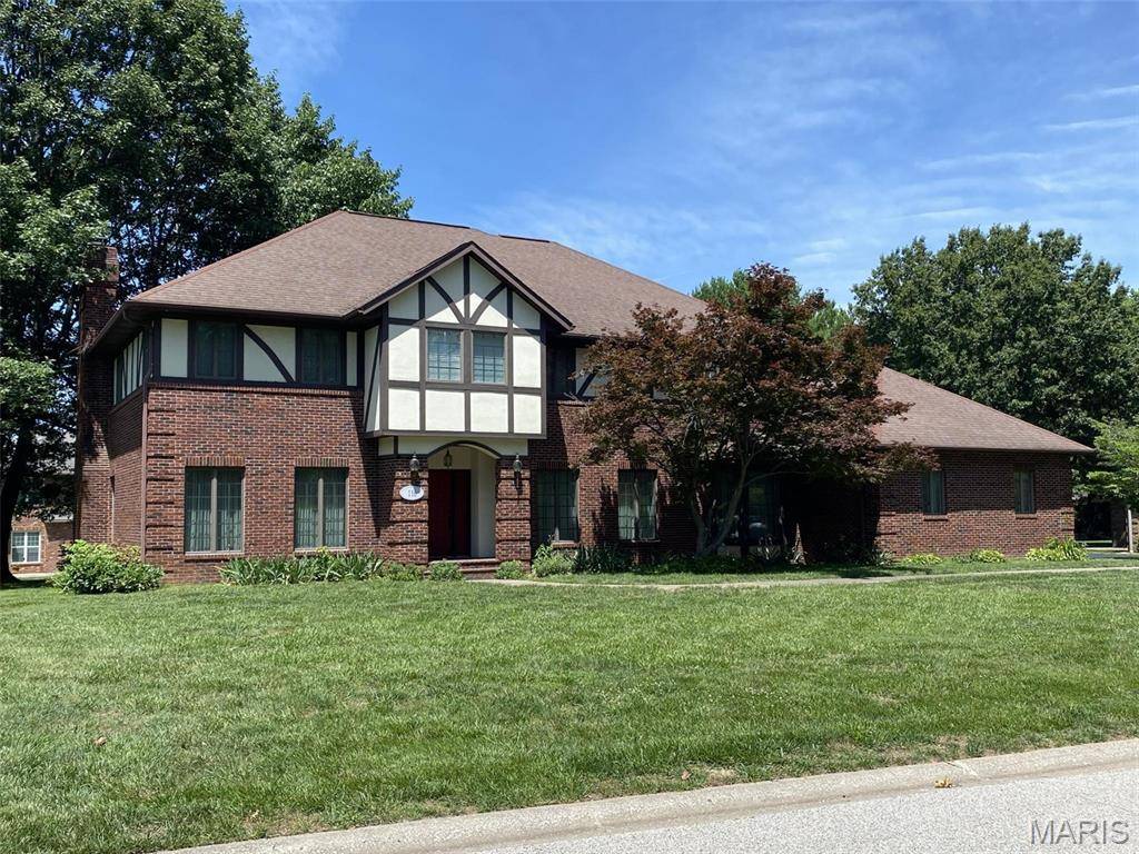 116 Red Fox RD, Belleville, IL 62223