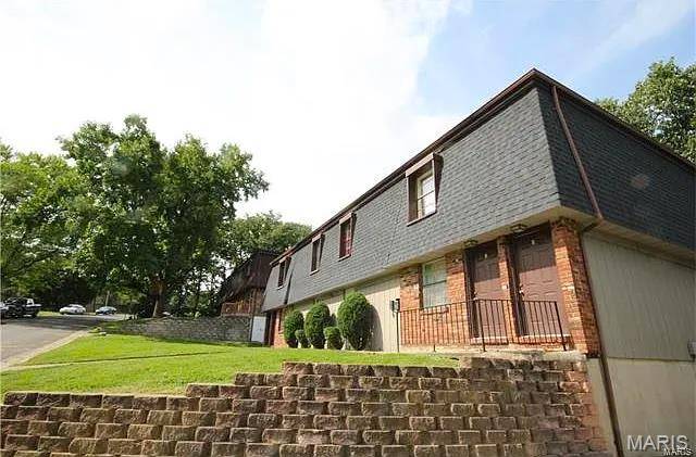 1104 ARROWHEAD DR #B, Collinsville, IL 62294