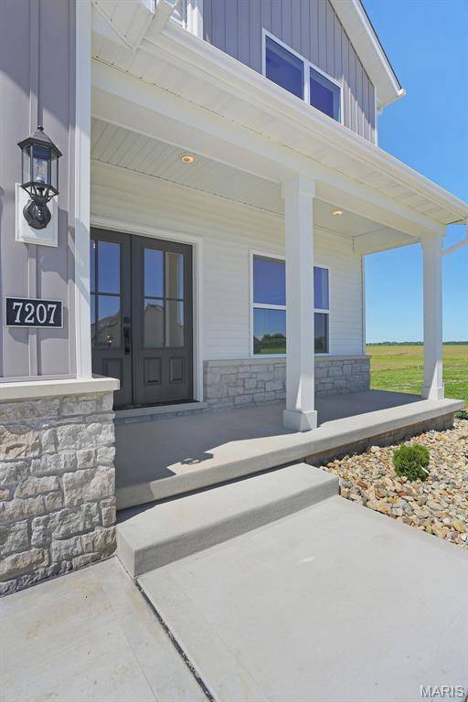 7207 Raleigh DR, Glen Carbon, IL 62034