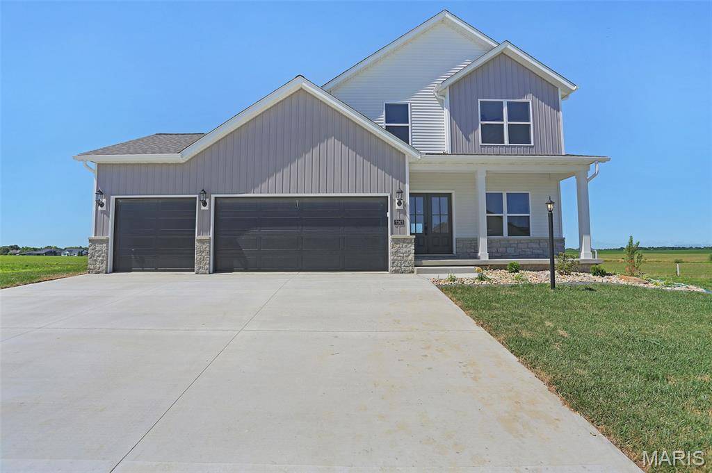 7207 Raleigh DR, Glen Carbon, IL 62034