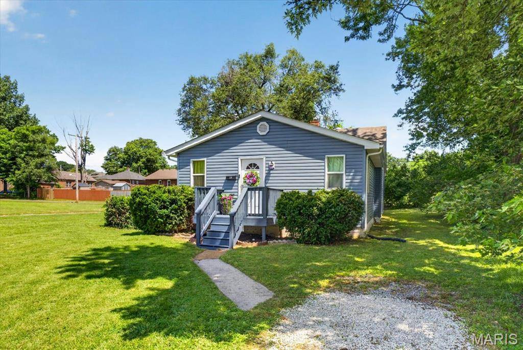119 N 30th ST, Belleville, IL 62226