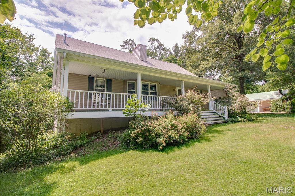 420 Ellison ST, Carlinville, IL 62626