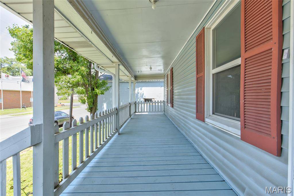 133 E Alton AVE, East Alton, IL 62024