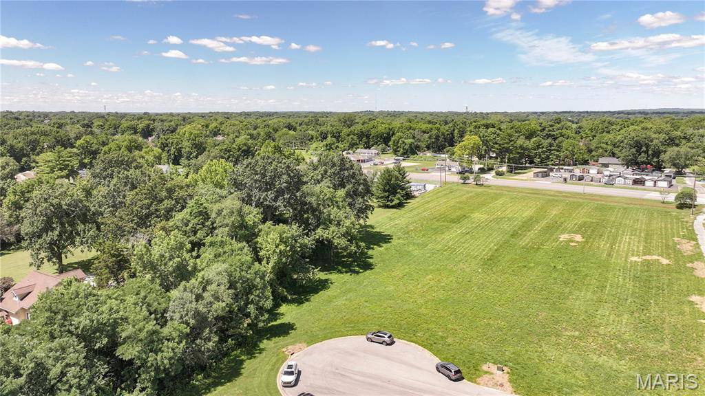 0 Mae DR, Godfrey, IL 62035