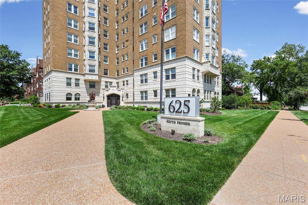 625 S Skinker BLVD #301, St Louis, MO 63105