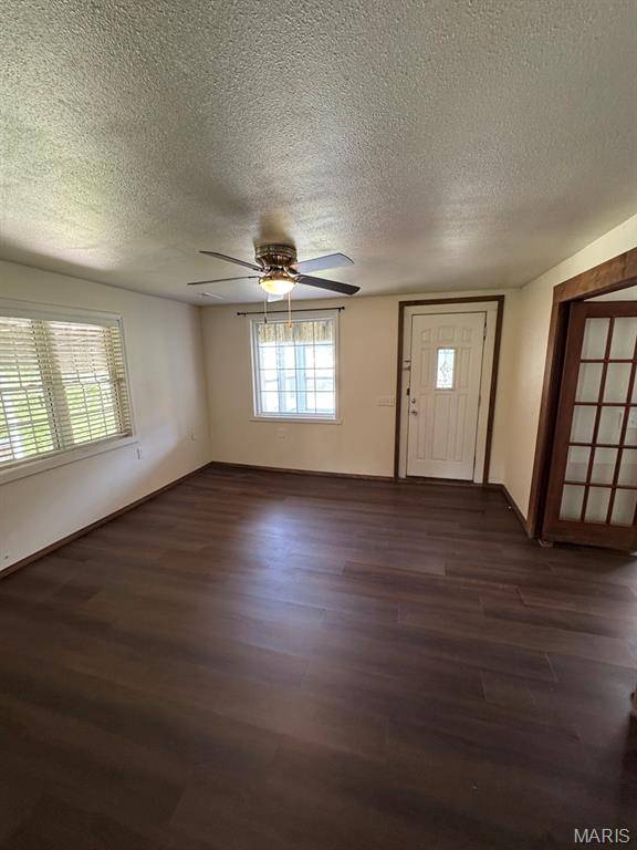 255 W Reed AVE, Puxico, MO 63960