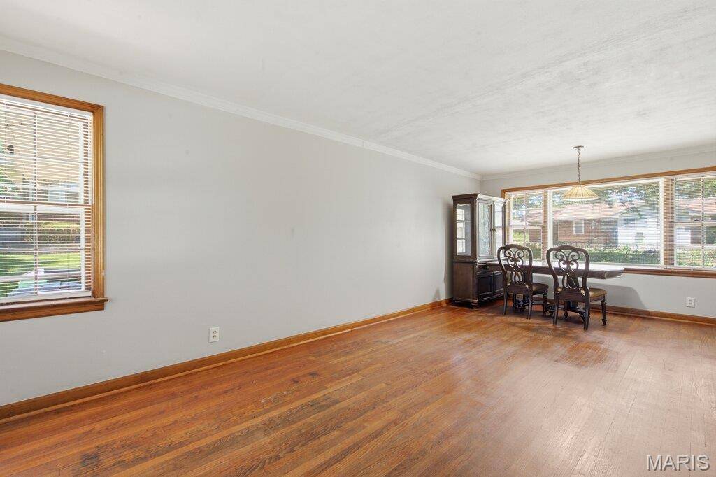 1207 Admiral DR, St Louis, MO 63137