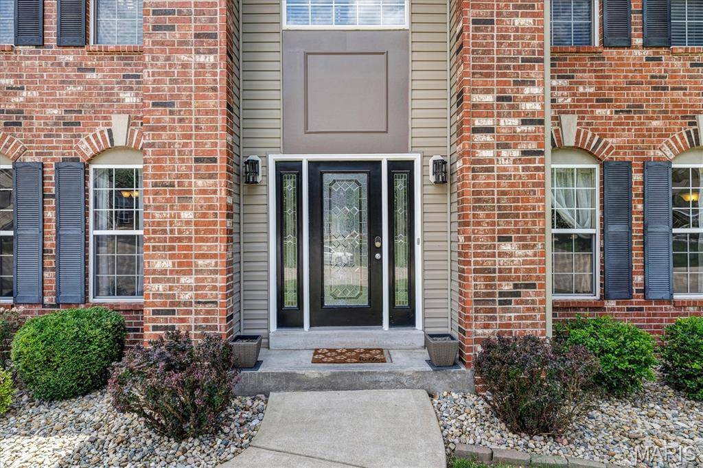 2 Doe Valley CT, O'fallon, MO 63366