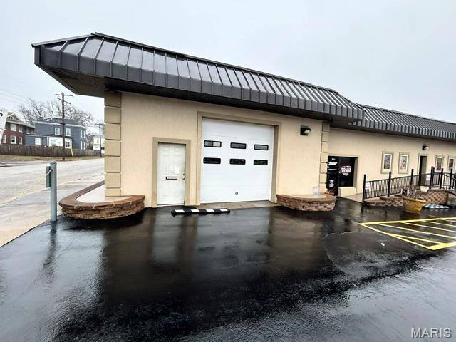 700 S Illinois ST, Belleville, IL 62220
