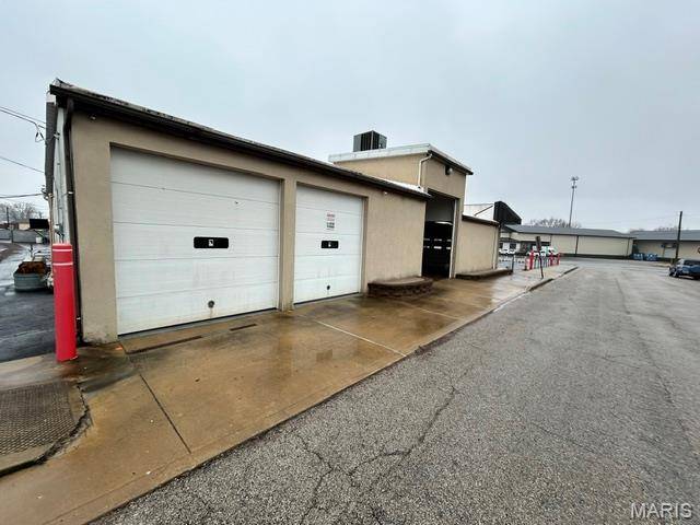 700 S Illinois ST, Belleville, IL 62220