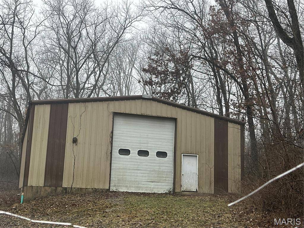 58079 Dow Trail, Hannibal, MO 63401
