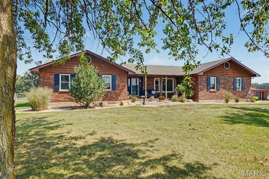 10673 Christina DR, Wright City, MO 63390