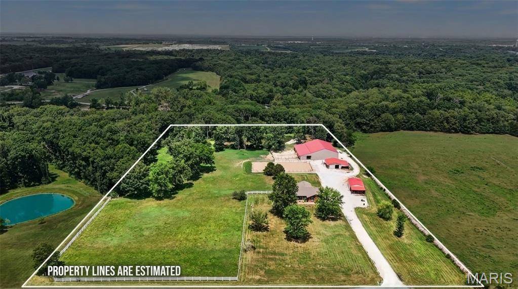 10673 Christina DR, Wright City, MO 63390
