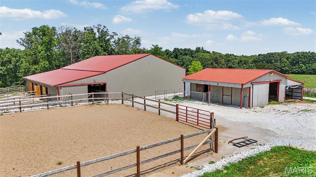 10673 Christina DR, Wright City, MO 63390