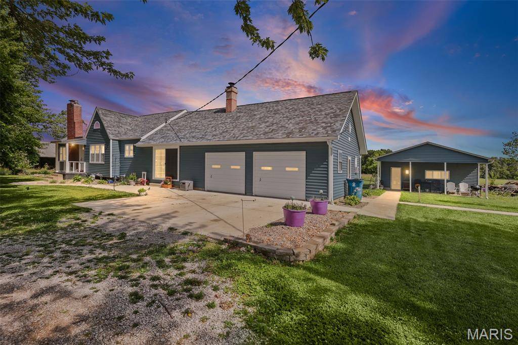 23035 Dubois Blacktop RD, Dubois, IL 62831