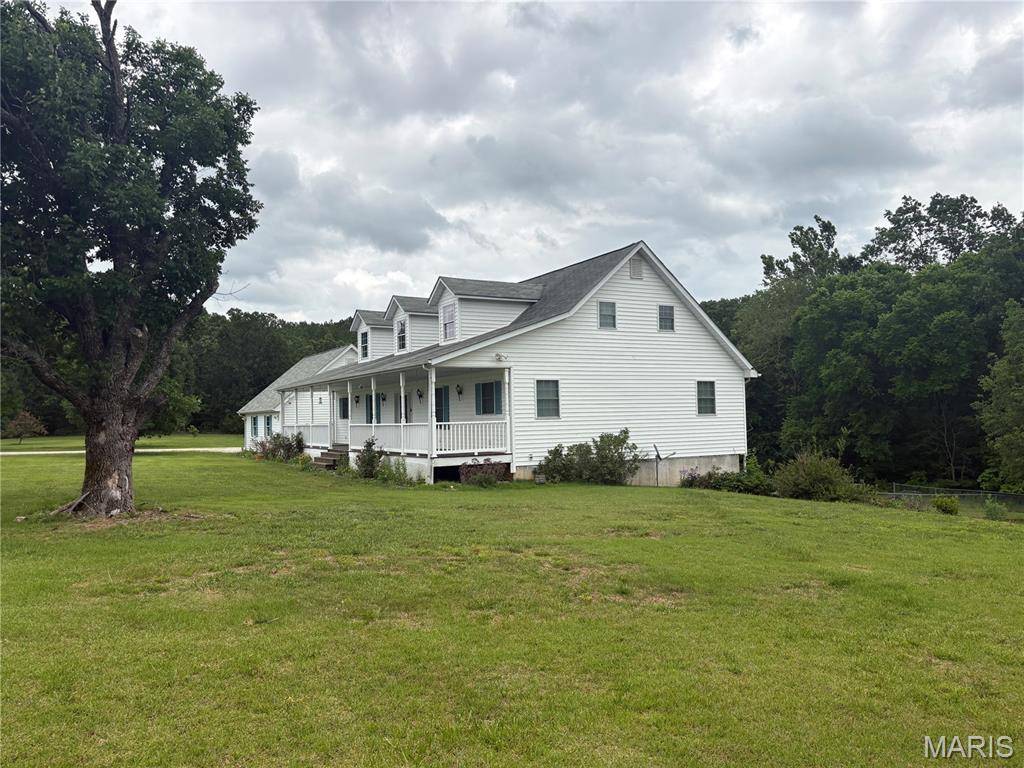23458 E Highway 32, Boss, MO 65440
