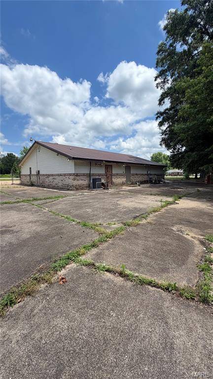 1694 Hwy 53, Poplar Bluff, MO 63901