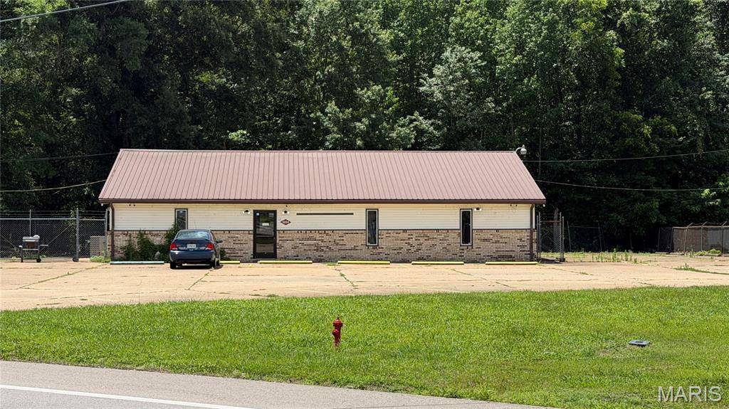1694 Hwy 53, Poplar Bluff, MO 63901