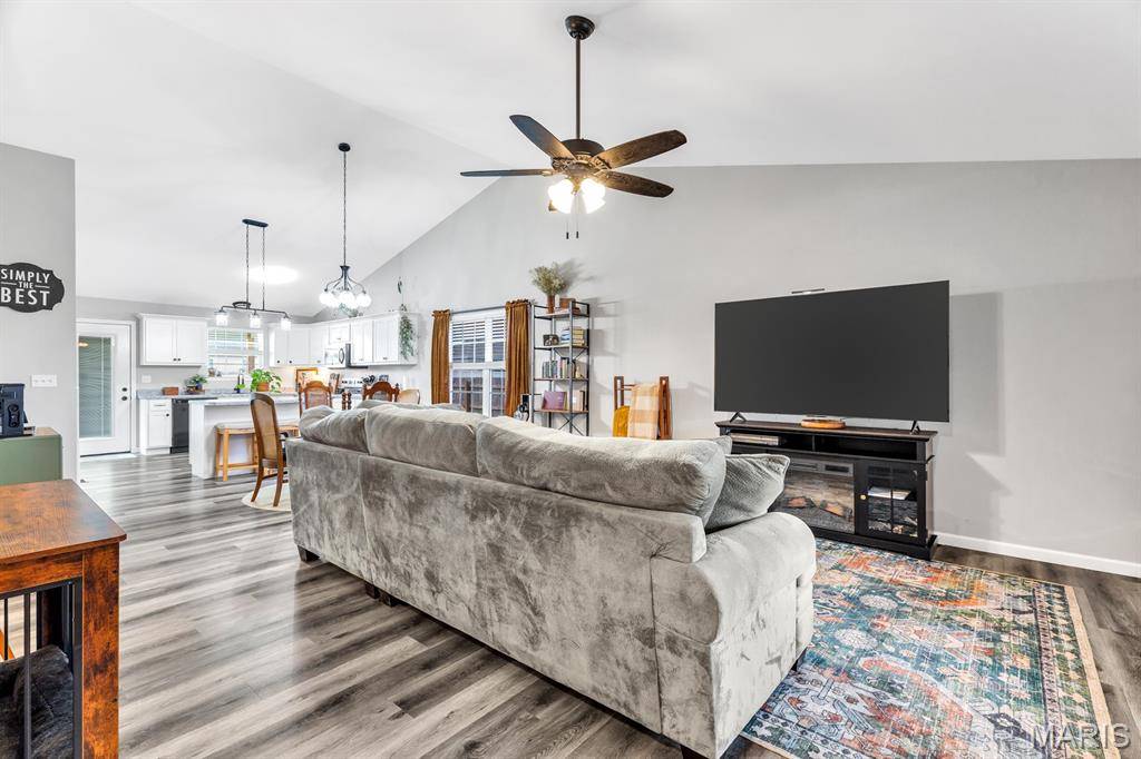 3548 Cardinal Crossing BLVD, Granite City, IL 62040