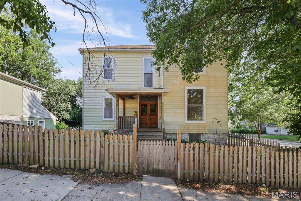 407 E 9th ST, Alton, IL 62002