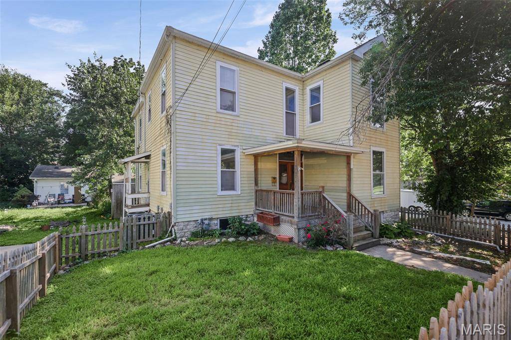 407 E 9th ST, Alton, IL 62002
