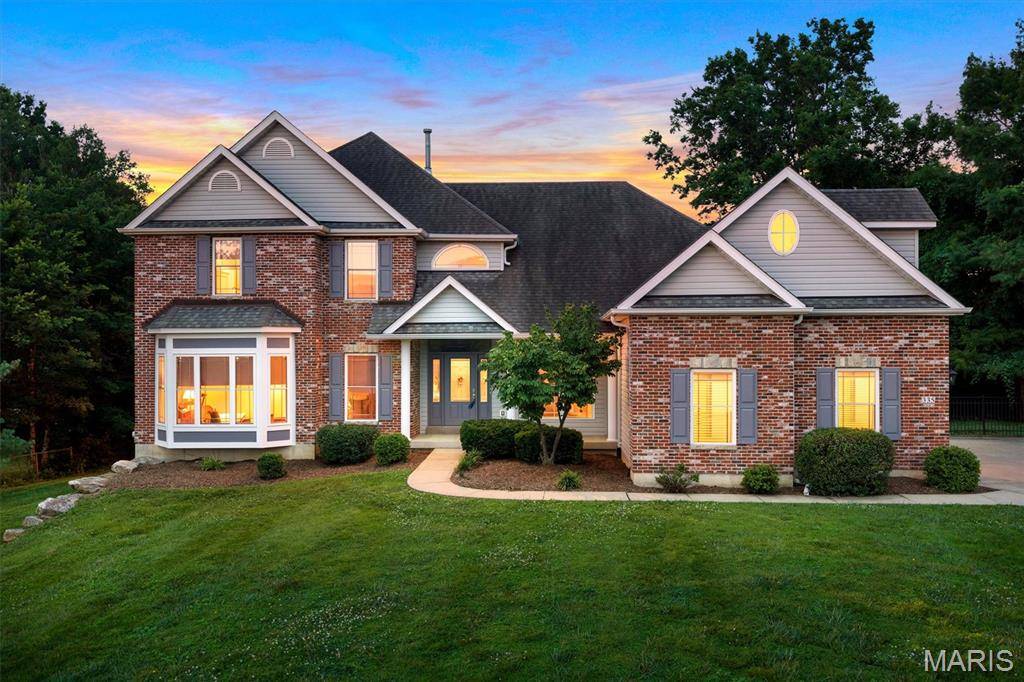 335 Summit RD, Fenton, MO 63026