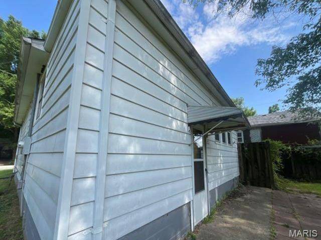 402 Condit AVE, Alton, IL 62002
