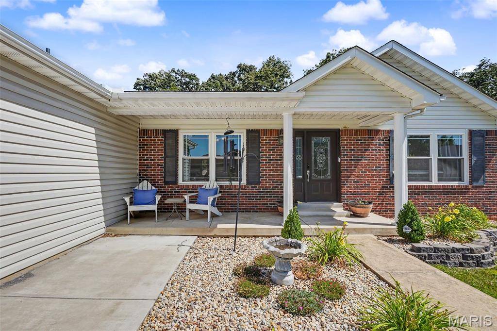 227 Highland Meadows DR, Wentzville, MO 63385