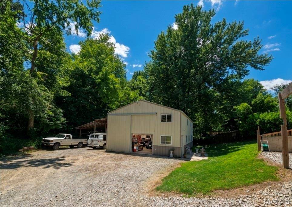 269 Westwood PL, East Alton, IL 62024