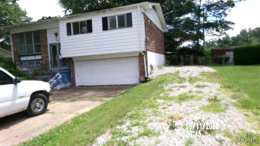 112 Philecia DR, Swansea, IL 62226