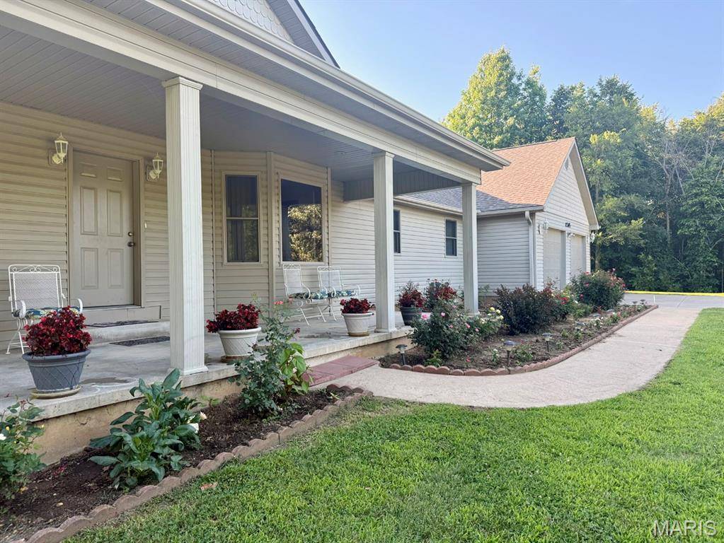 1205 N Hickory ST, Dexter, MO 63841