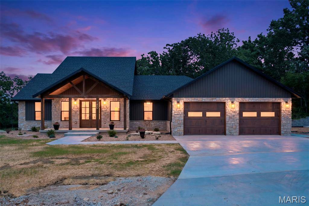 140 M- Boroughs ST, Cabool, MO 65689