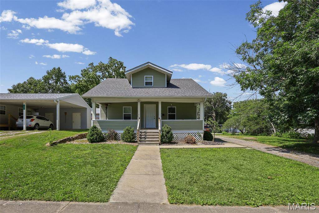 1451 Franklin ST, Carlyle, IL 62231