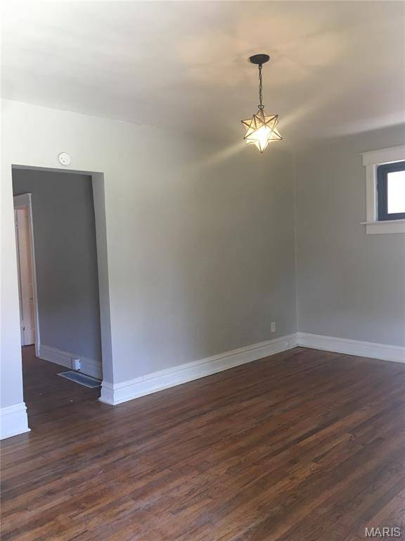 3243 Delor ST, St Louis, MO 63111