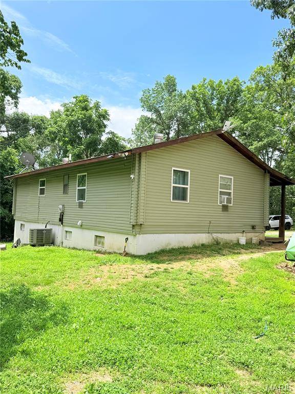 10843 Wayne Route D, Greenville, MO 63944